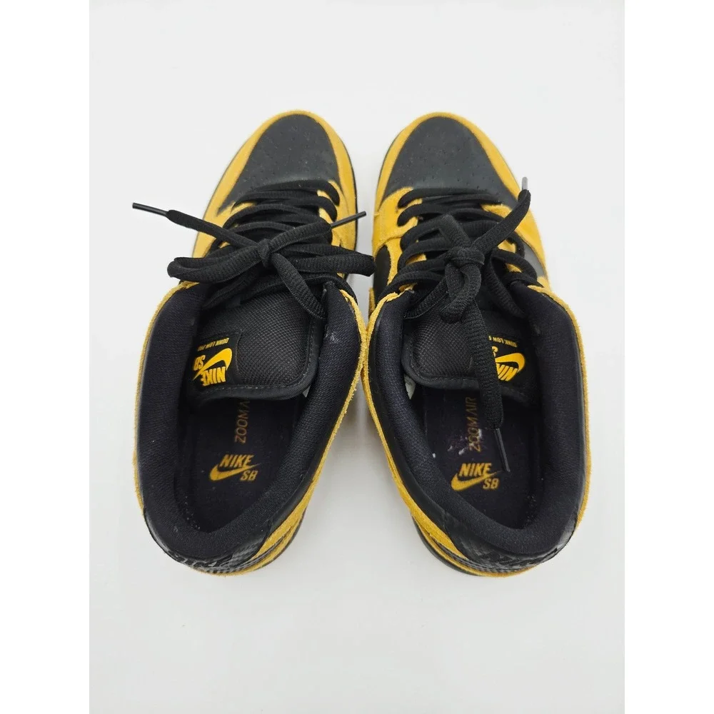 Nike SB Dunk‎ Low Pro Iowa University Gold Black 304292-706 Mens Size 8 2015